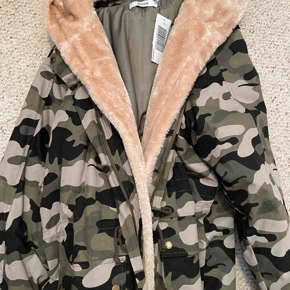 JustFab Jackets & Blazers - JustFab Camo Winter Coat